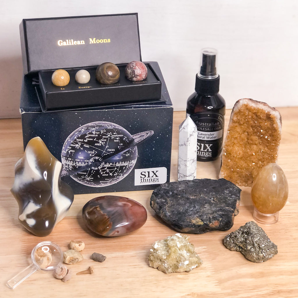 Good vibes & Crystals MYSTERY gift box